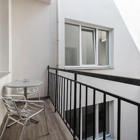 Inshiapartments On Bohdan Khmelnytsky Str Lviv Exterior photo
